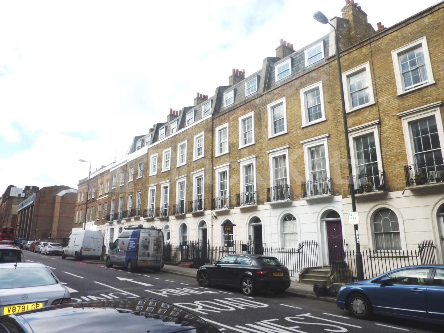 			FANTASTIC 4 BED IN WC1!, 4 Bedroom, 1 bath, 1 reception Flat			 Swinton Street , KINGS CROSS